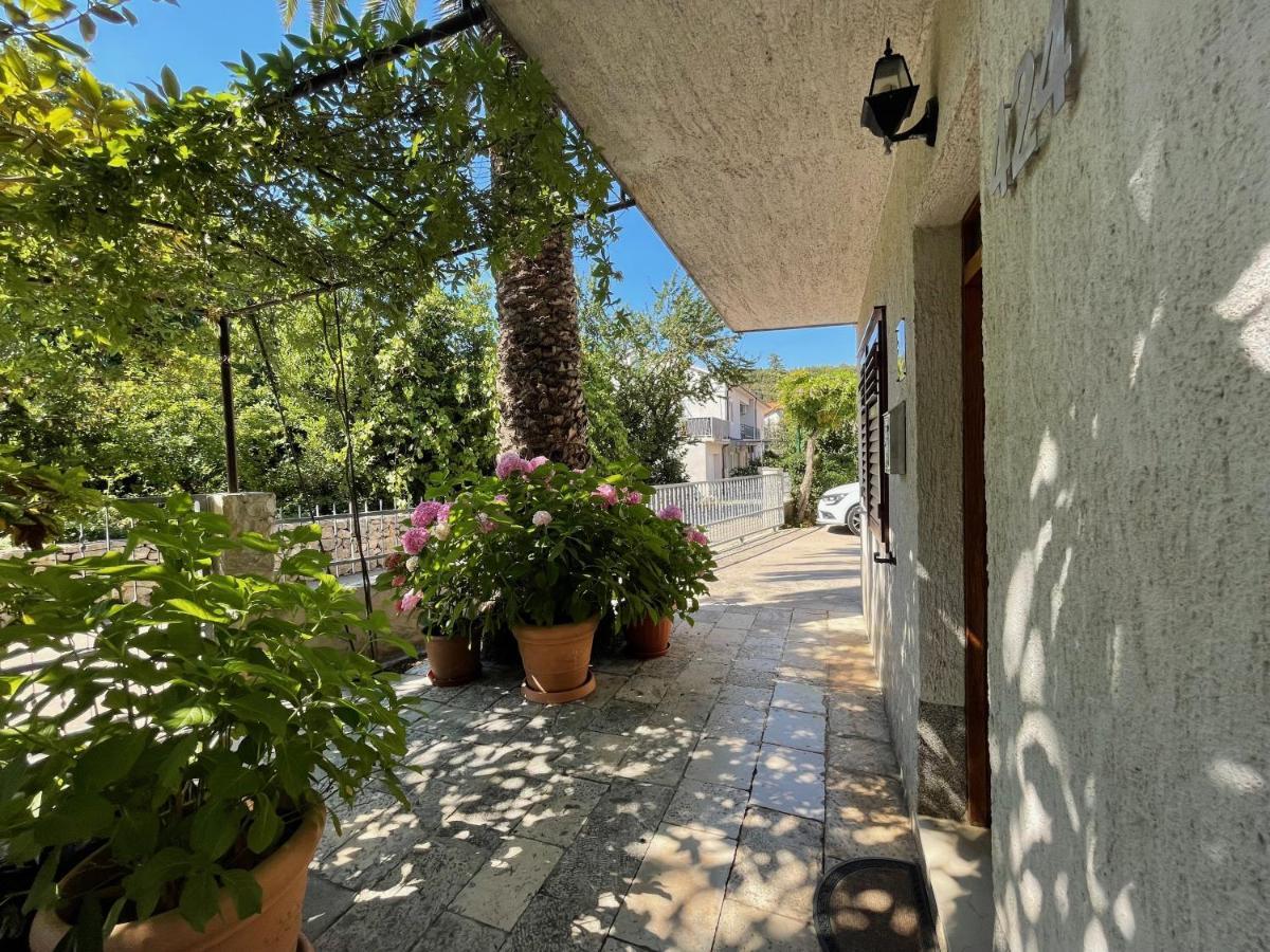 Hvar Guesthouse - Double Bedroom With Private Bathroom Йелса Екстериор снимка