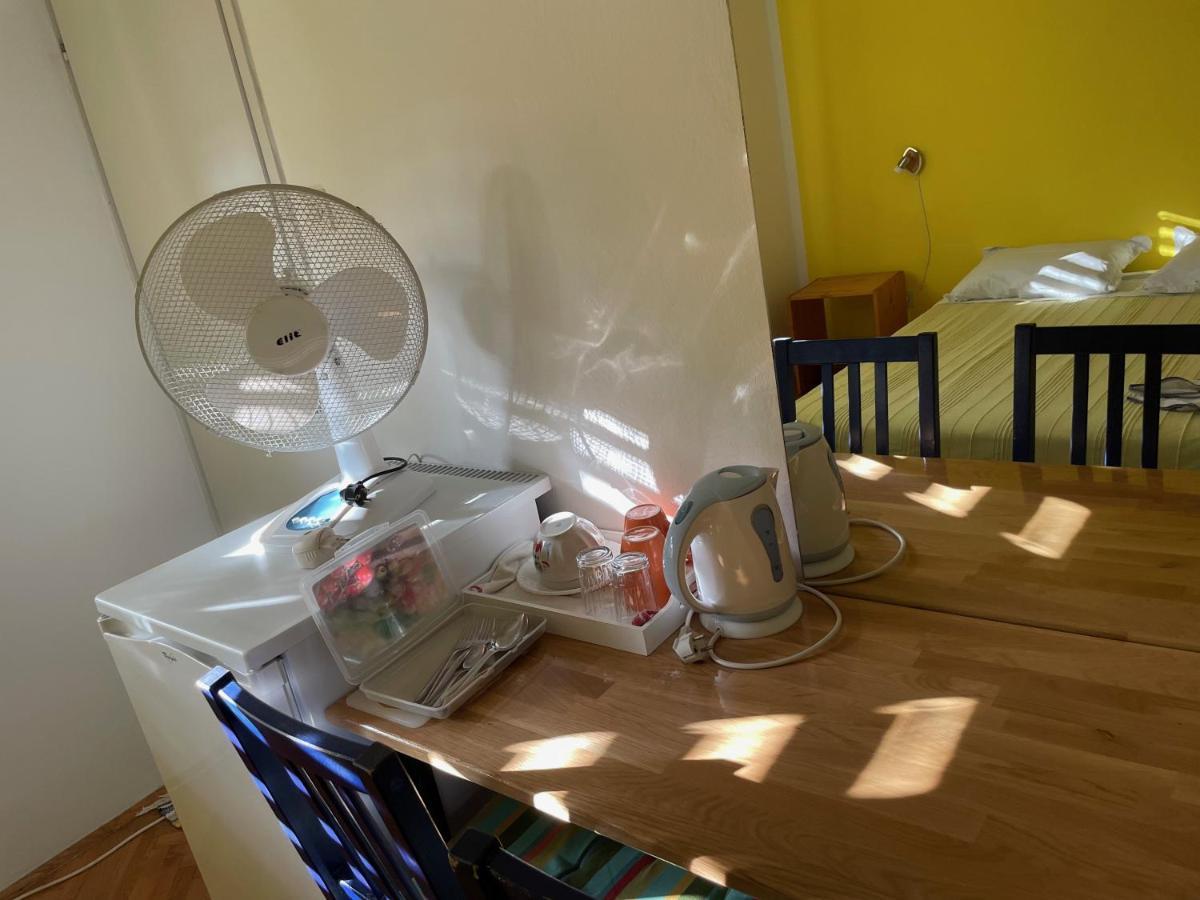 Hvar Guesthouse - Double Bedroom With Private Bathroom Йелса Екстериор снимка