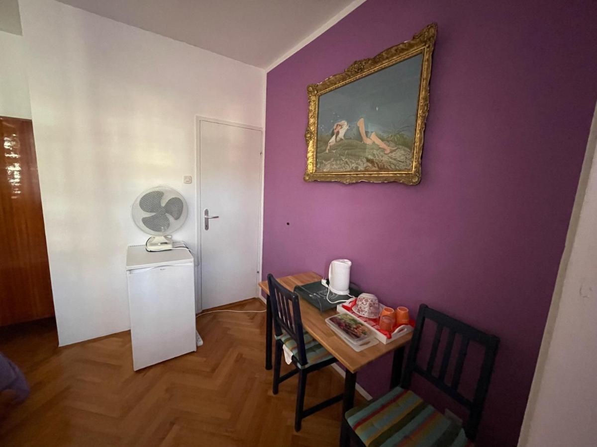 Hvar Guesthouse - Double Bedroom With Private Bathroom Йелса Екстериор снимка